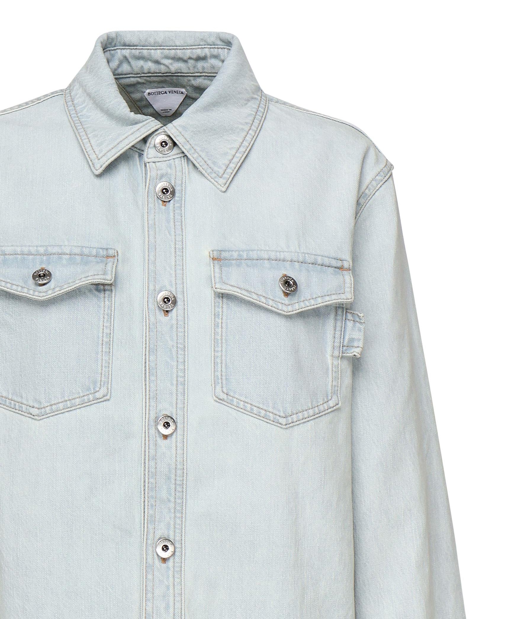 Camicia in denim Extra Bleach 813498 V4ZR04132 BOTTEGA VENETA 