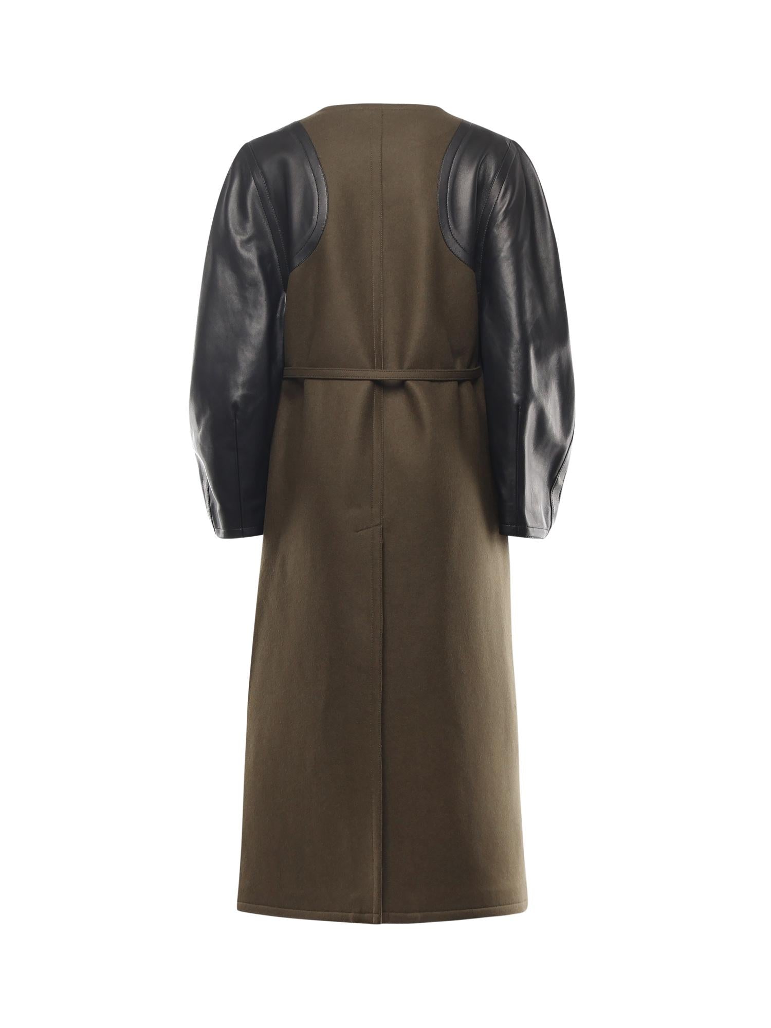 Cappotto midi in lana FF6150 AJ0KF1T6G FENDI 