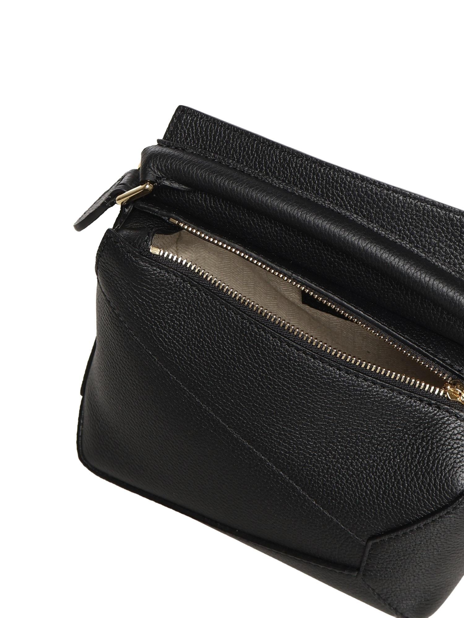 Puzzle Edge mini in pelle di vitello<BR/> A510P88X60 1100 LOEWE 