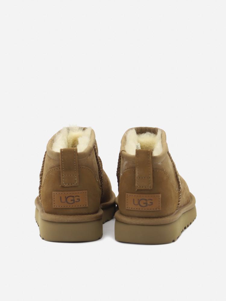 Stivali Classic Ultra Mini 1116109 CHE UGG 