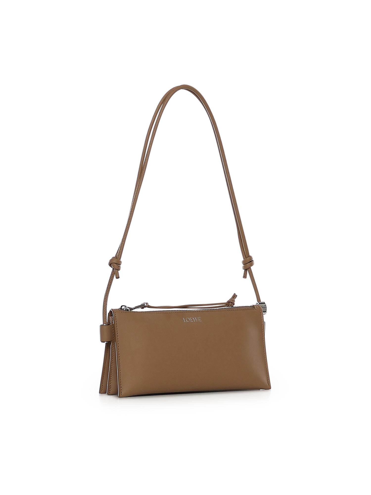 Pouch Joya in nappa di vitello C630R10X03 9579 LOEWE 