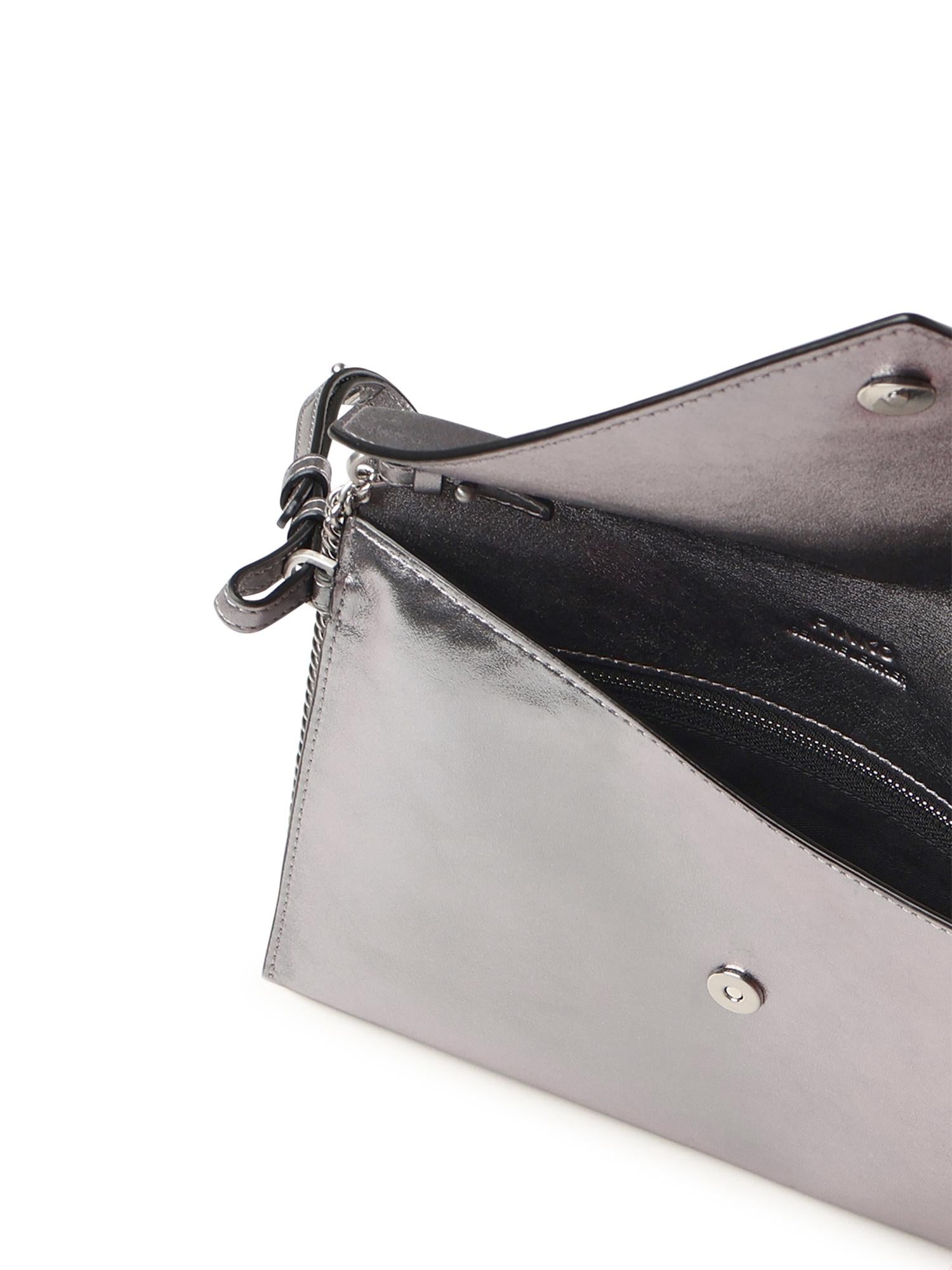 Bustina in pelle metalizzata con logo 104820 A2O9KZ7E PINKO 