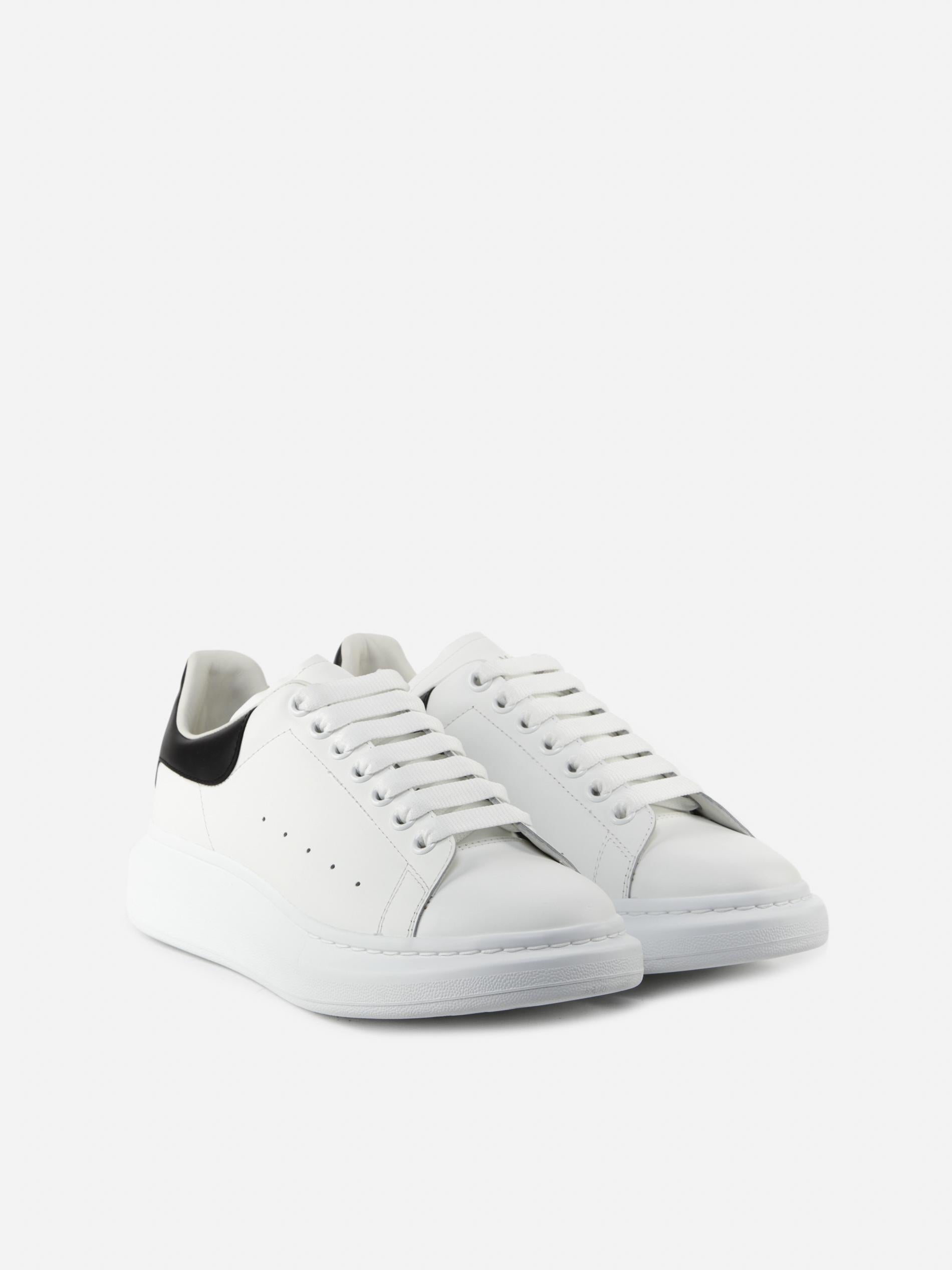 Sneakers oversize in pelle 553680 WHGP59061 ALEXANDER McQUEEN 