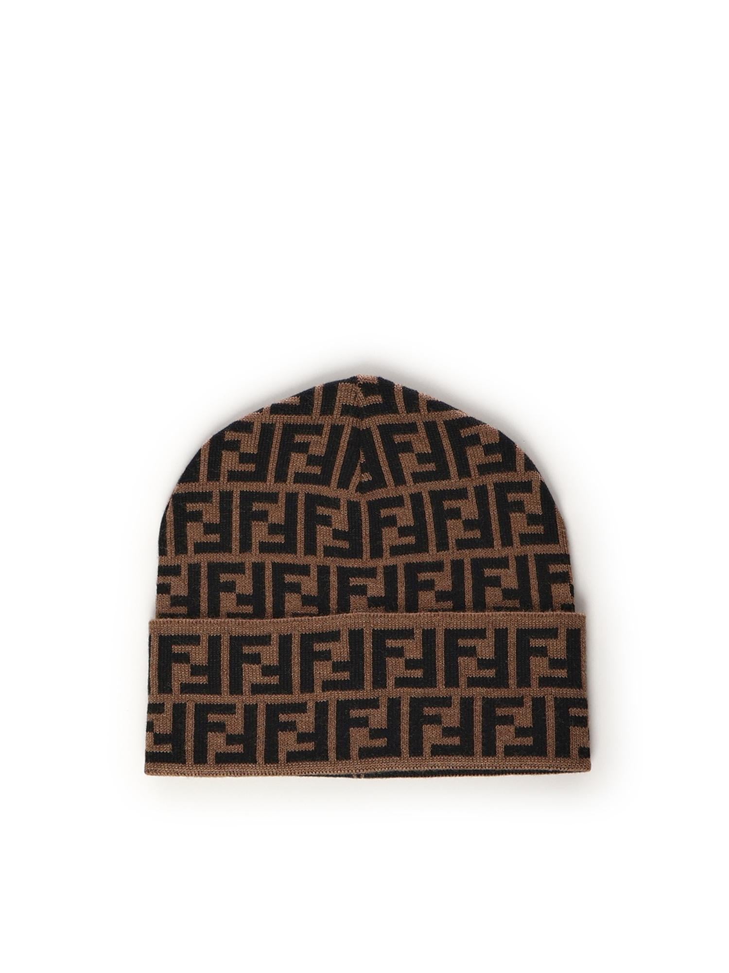Beanie in lana FF jacquard FXQ939 AQ8DF0QE1 FENDI 