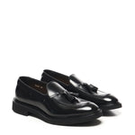 Mocassino con nappine in pelle DU3339VEROUF007 NN00 DOUCAL'S 