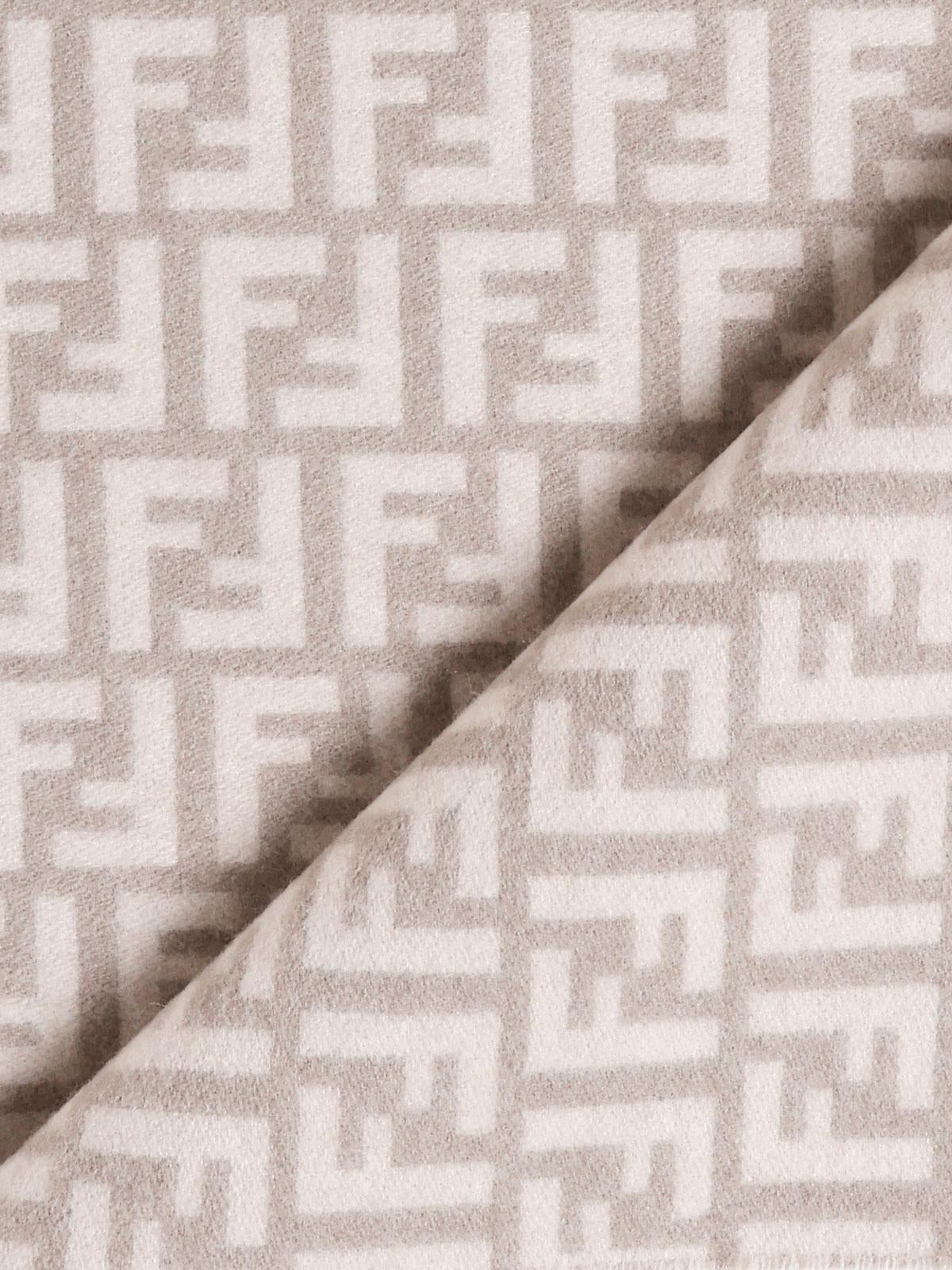 Sciarpa in lana e cashmere FF Jacquard FXT113 AQCWF0QD3 FENDI 