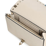 Mini bag con catena Rockstud in vitello granato 8W2P0Y59 VSHI16 VALENTINO GARAVANI 