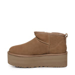 Stivali Classic Ultra Mini con plateau 1135092 CHE UGG 