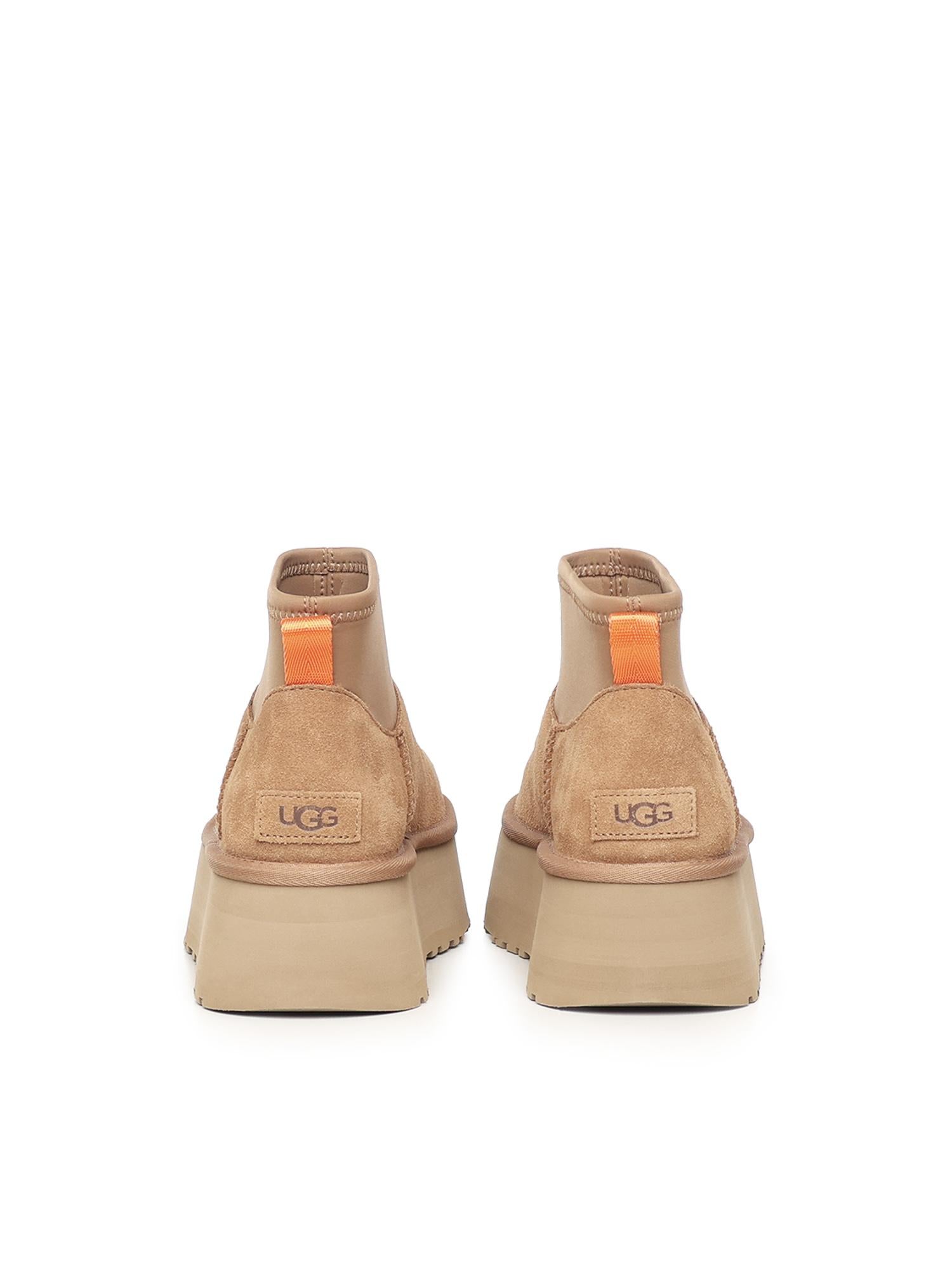Stivali Classic Mini Dipper<BR/><BR/> 1168170 CHE UGG 