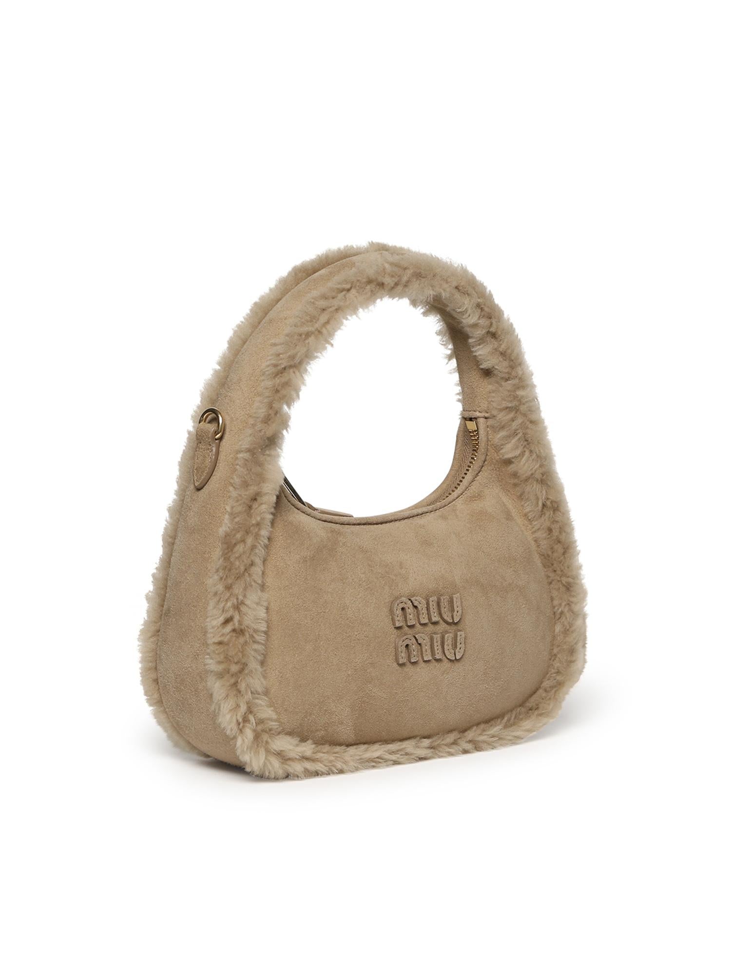 Borsa Wander in montone 5BC125 2IDKF0036 MIU MIU 