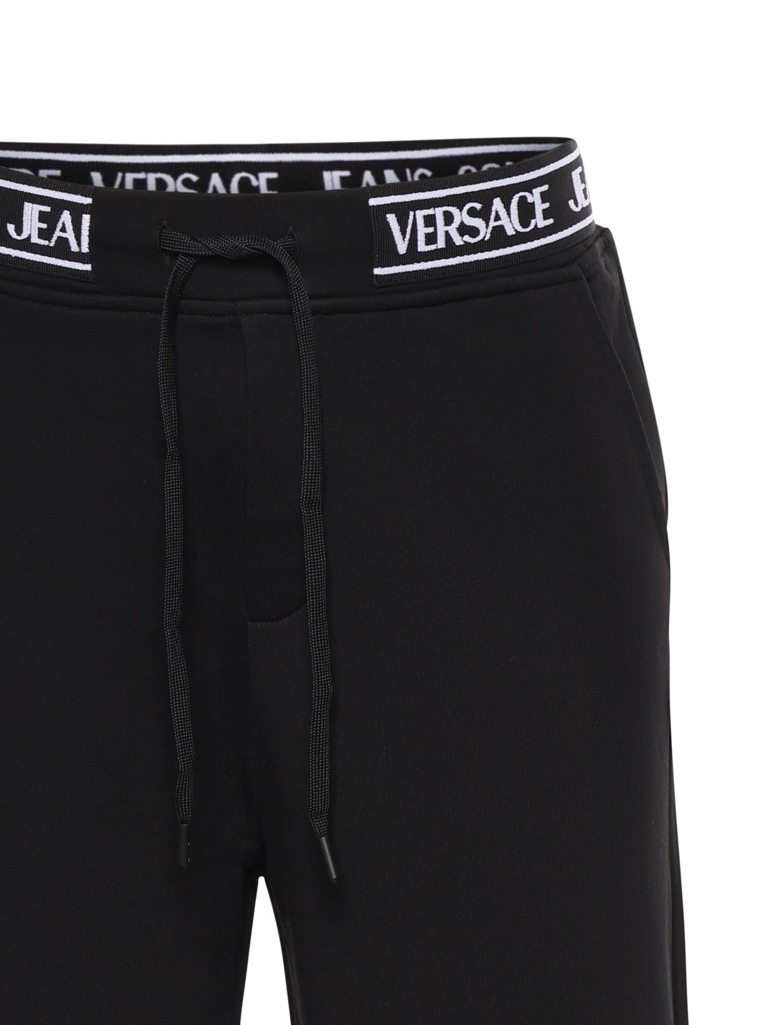 Bermuda in jersey di cotone con logo 80GADT16 CF01T899 VERSACE JEANS COUTURE 