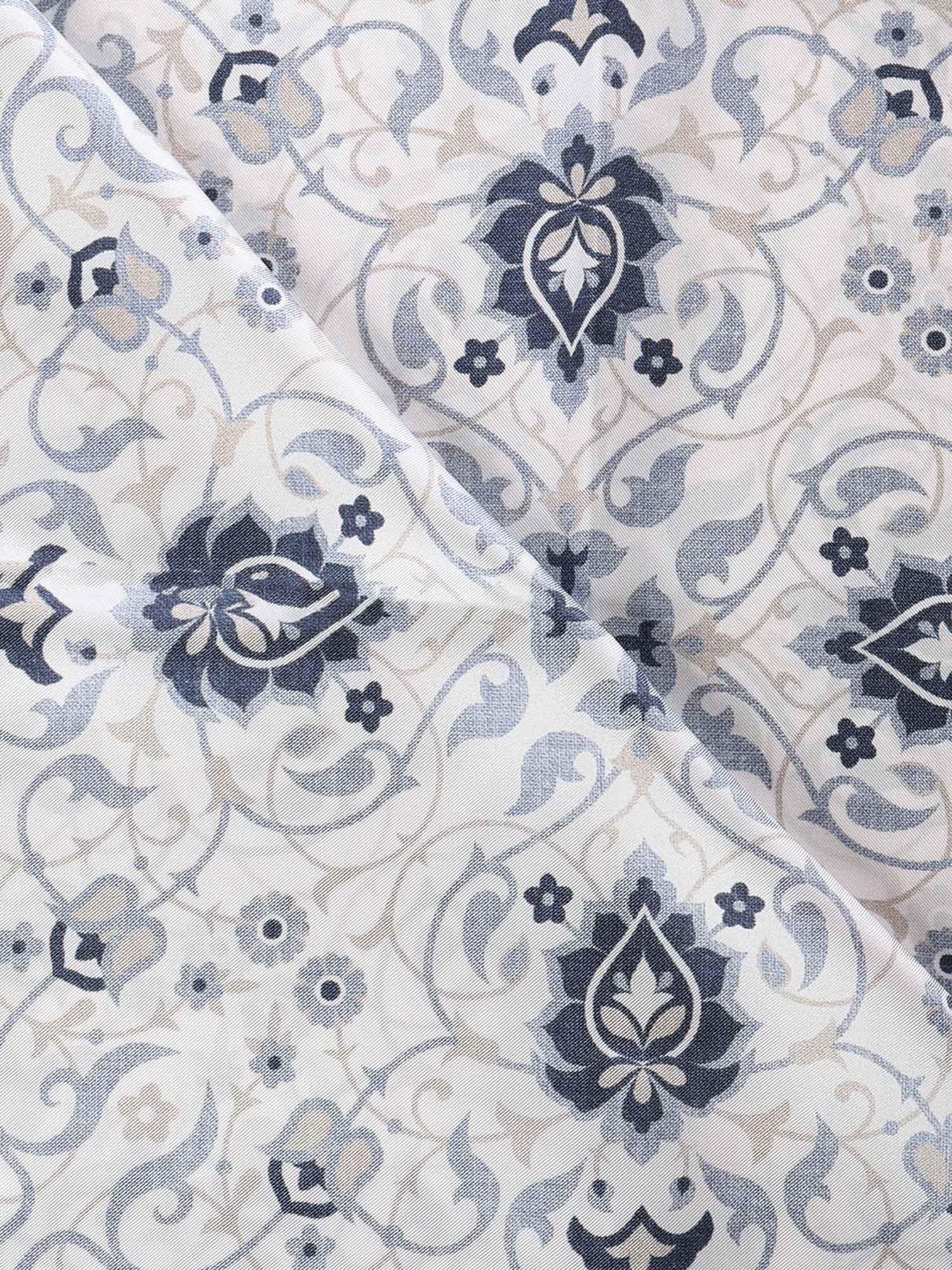 Foulard con stampa in seta M77ACCG02TES0M071 00-08 ELEVENTY 