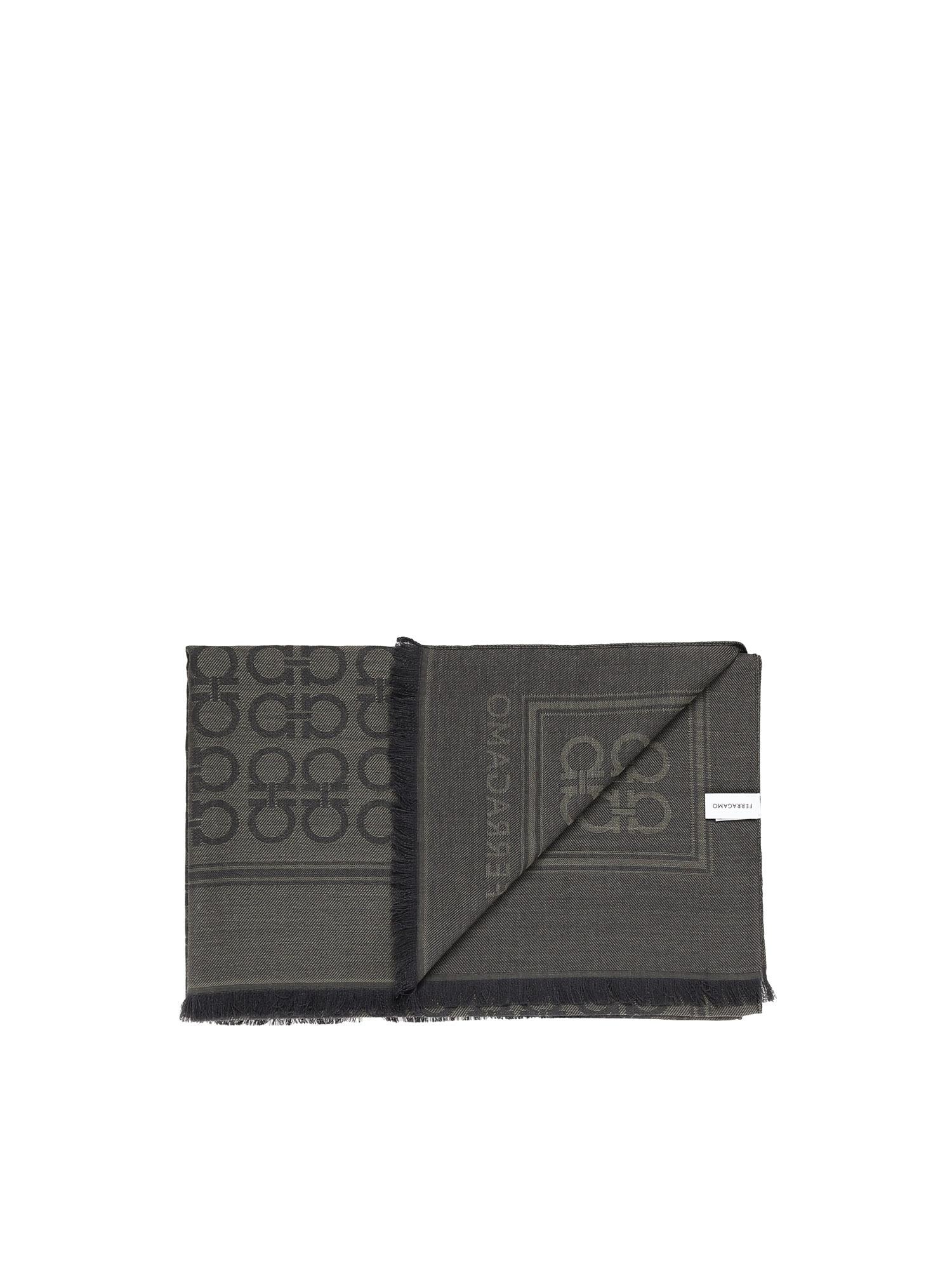 Stola Gancini square<BR/> 520144 785250004 FERRAGAMO 