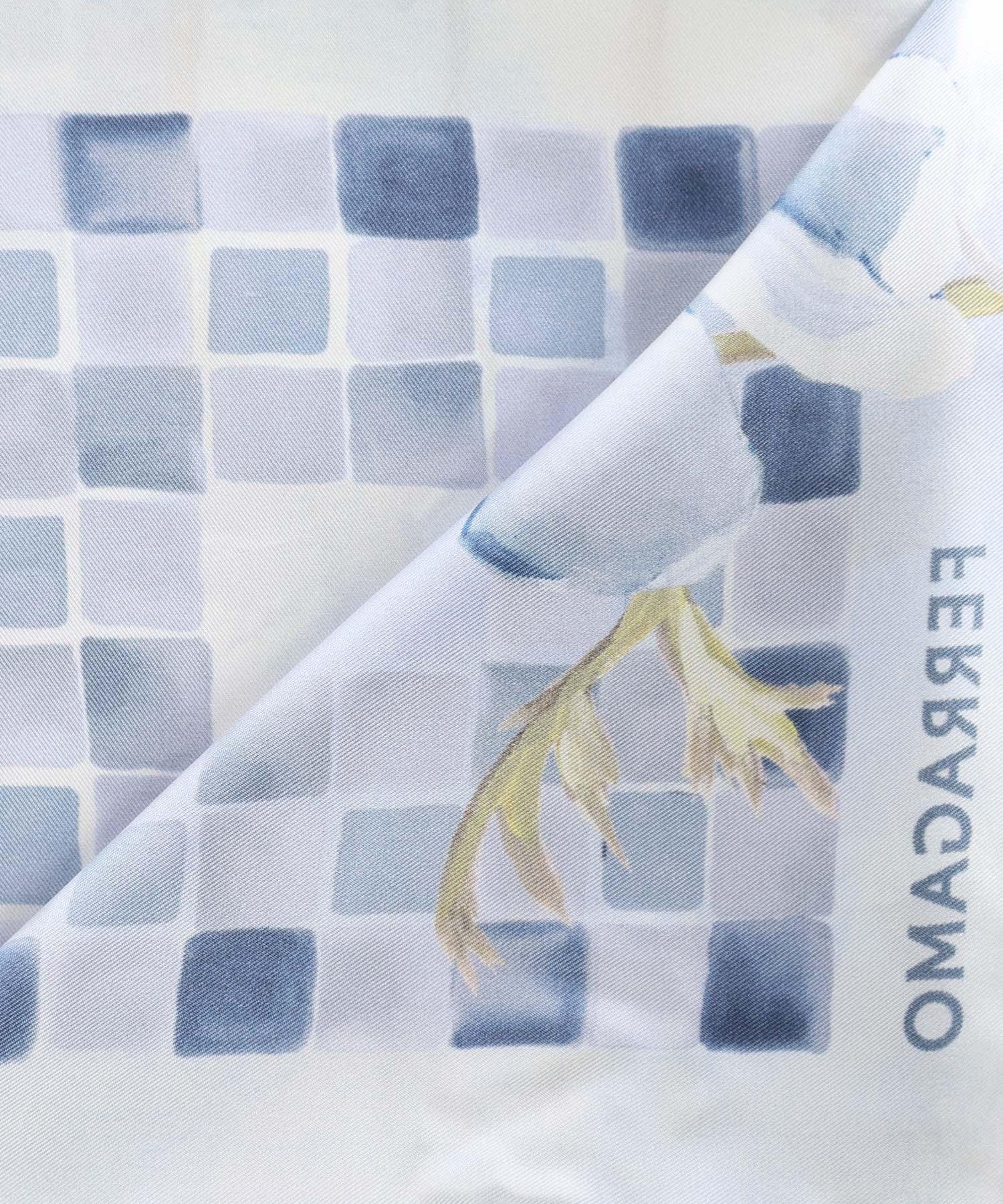 Foulard in seta con stampa 310207 785305003 FERRAGAMO 