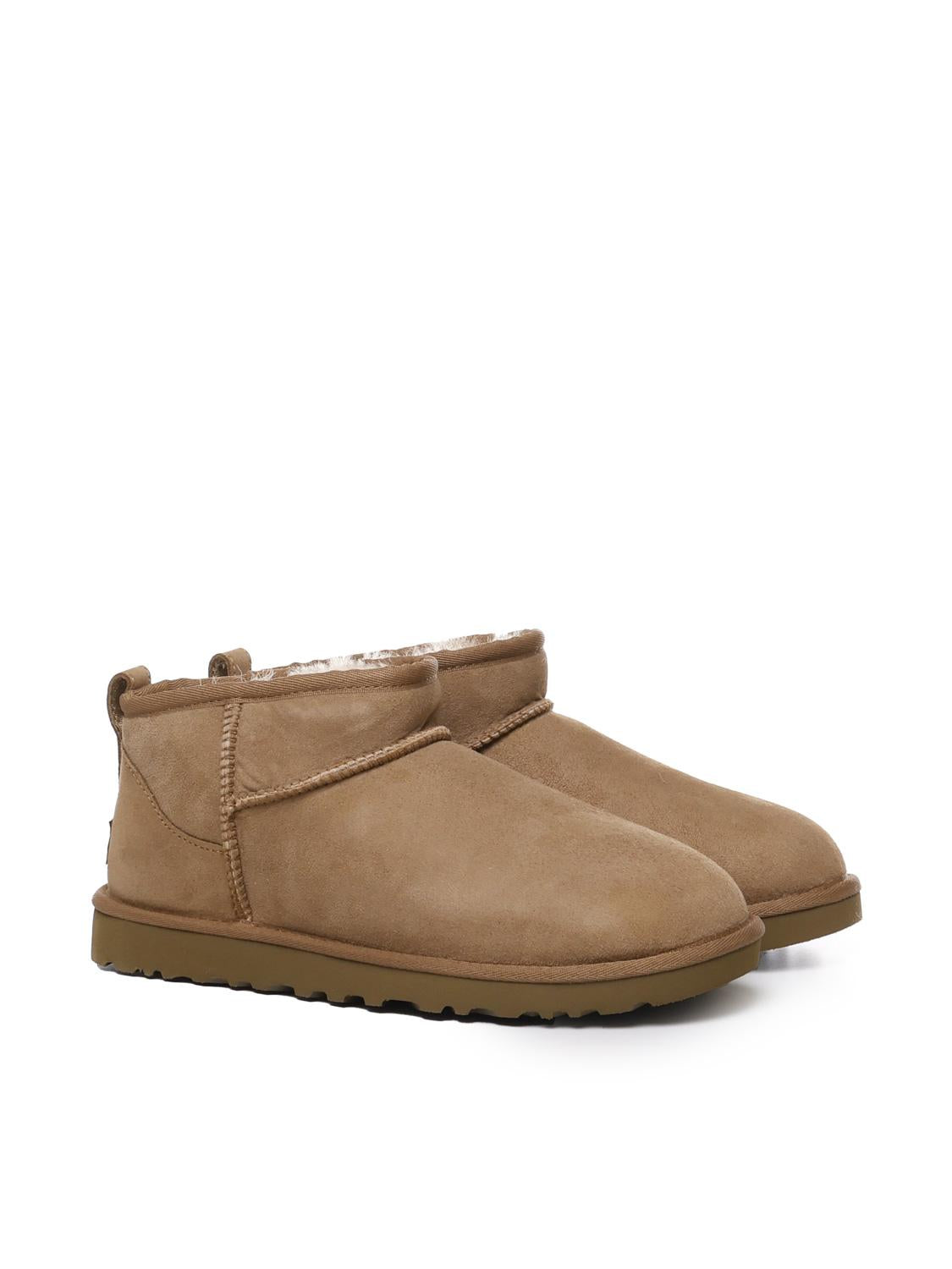 Stivaletti Classic Ultra Mini 1137391 CHE UGG 