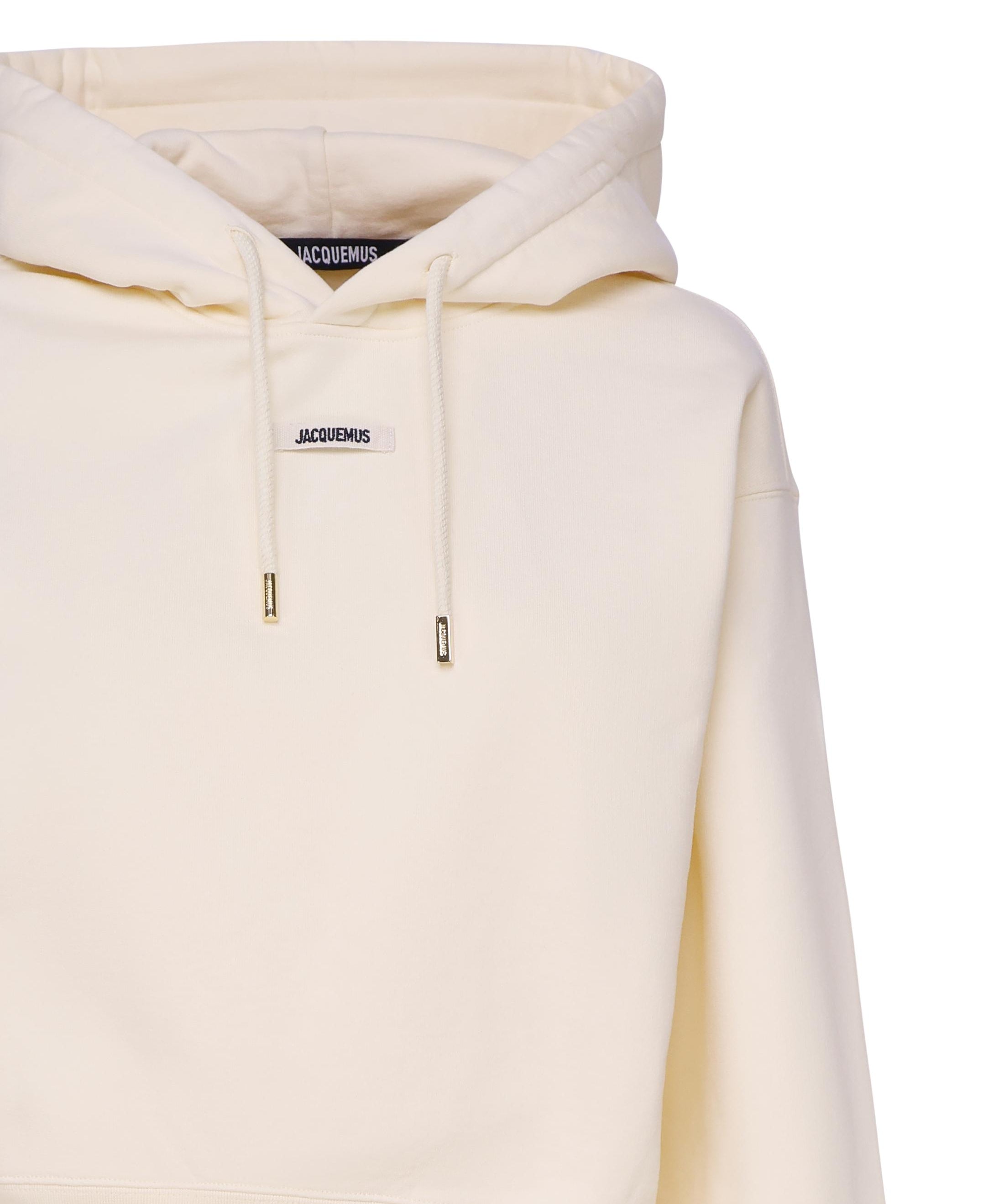 La felpa con cappuccio Gros Grain 241JS162 2341130 JACQUEMUS 