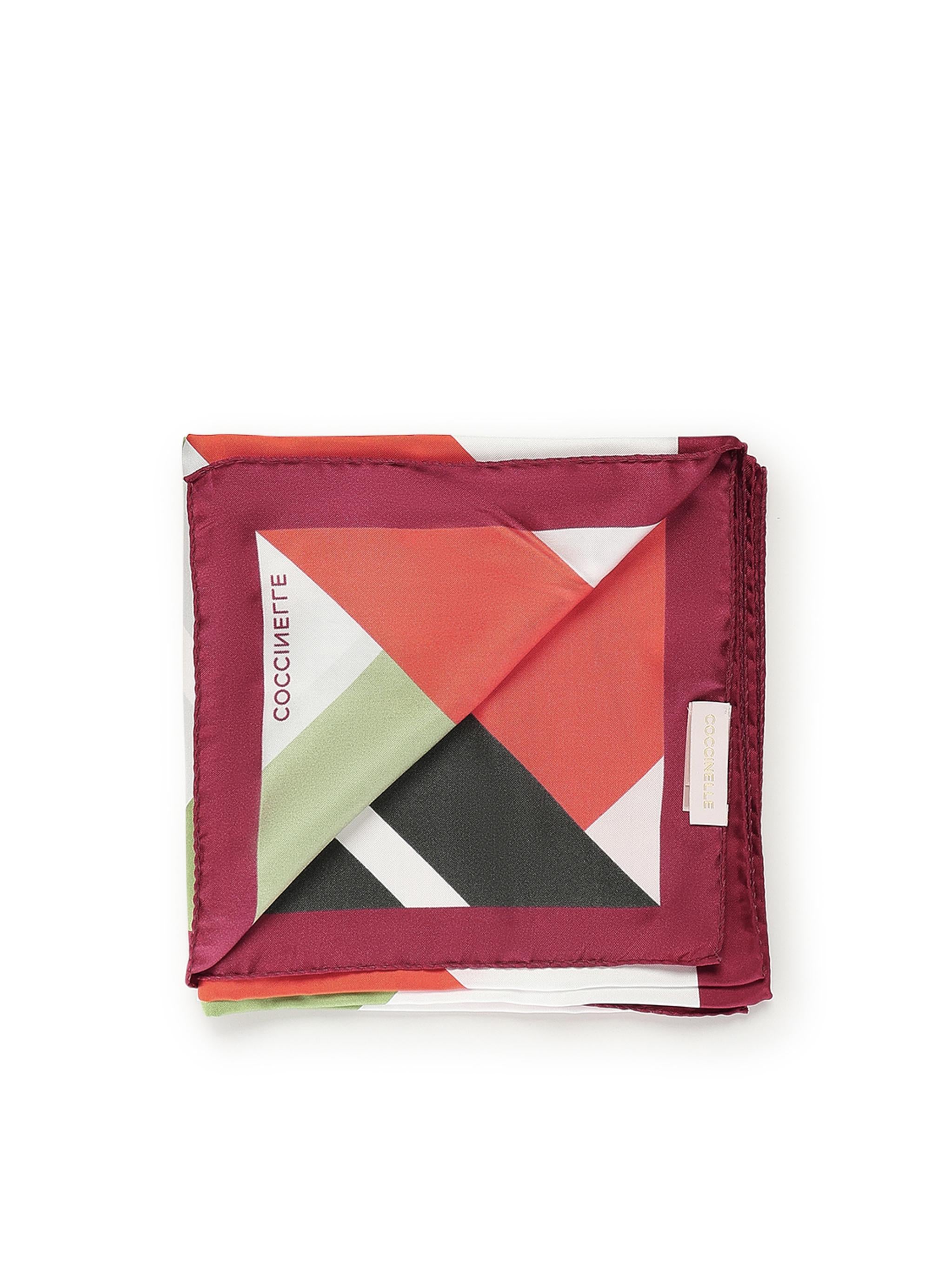 Foulard Aveiro in seta<BR/> E7SKV380101 M67 COCCINELLE 