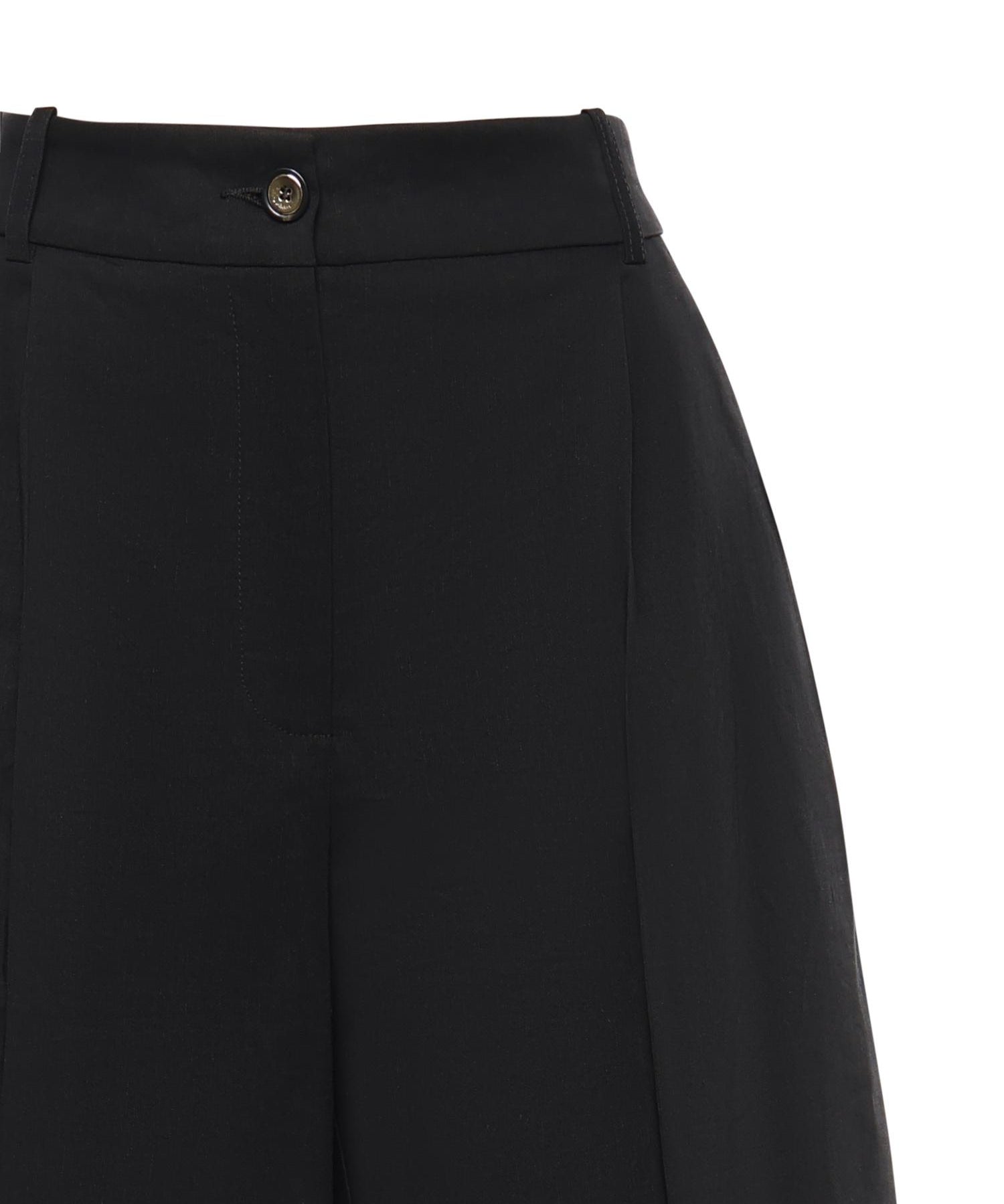 Bermuda con piega stirata 106594 A34IZ99 PINKO 