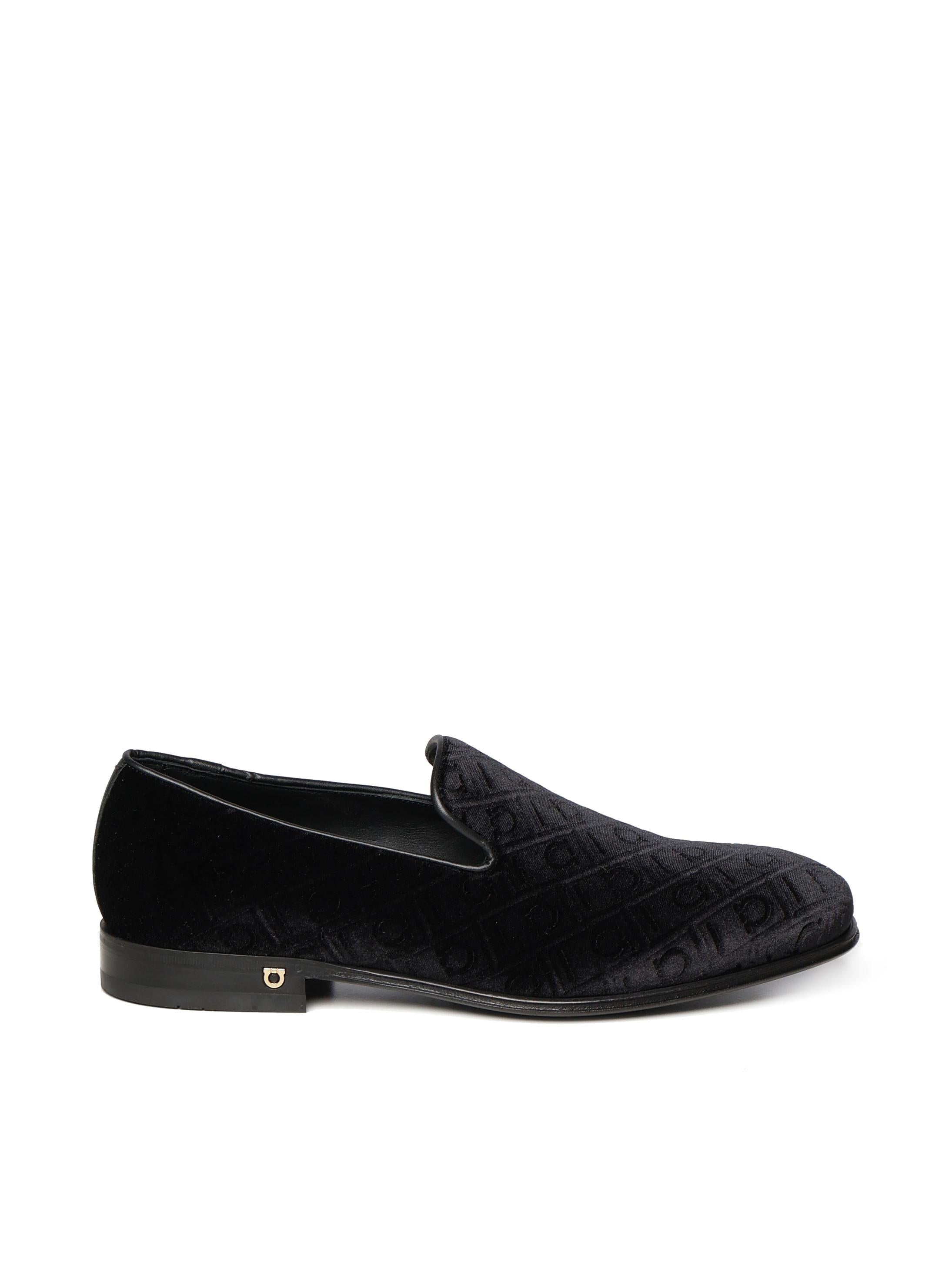 Mocassini in velluto 029609 778619001 FERRAGAMO 