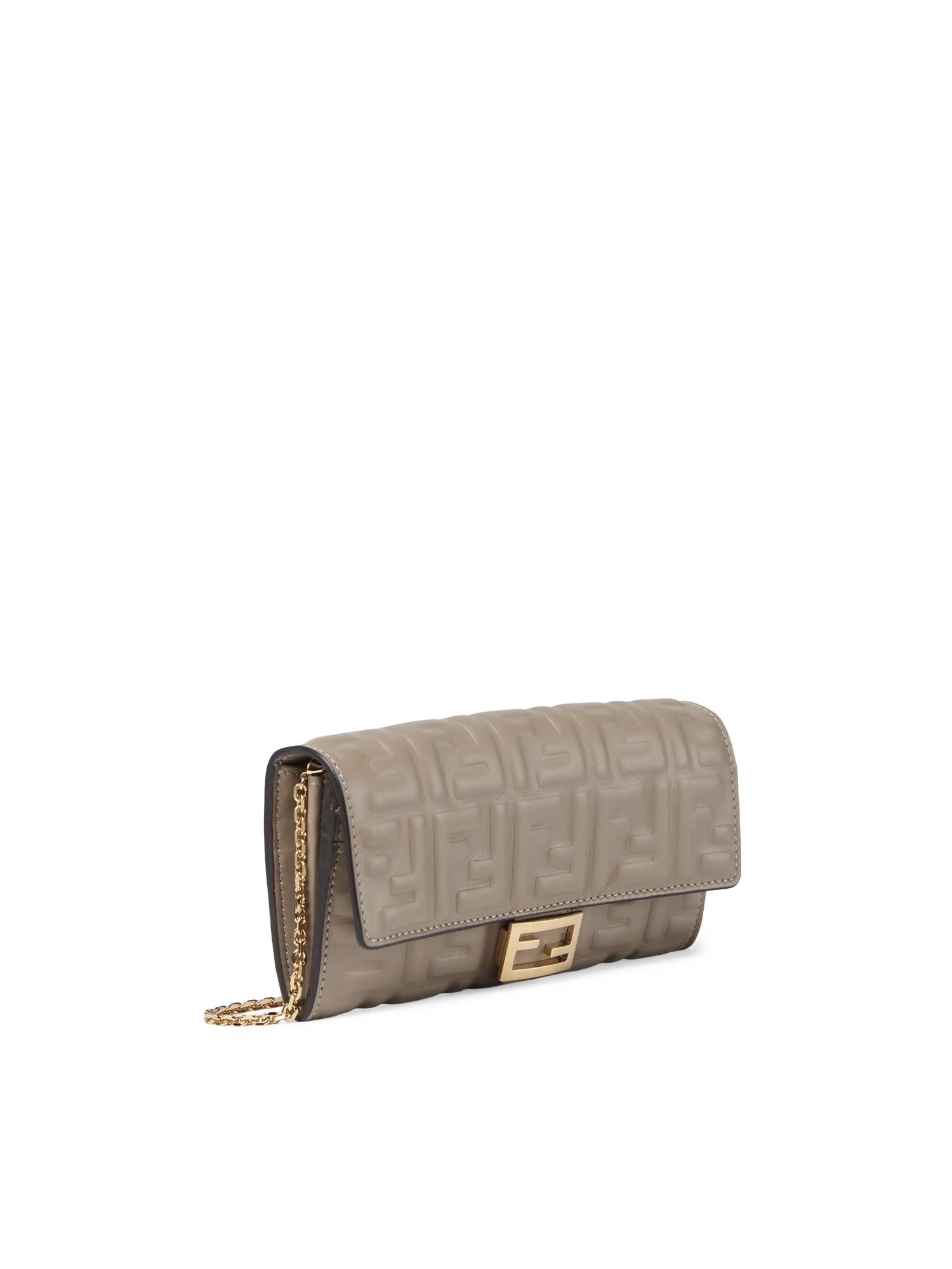 Portafoglio continental Baguette in nappa 8M0365 AAJDF0E65 FENDI 