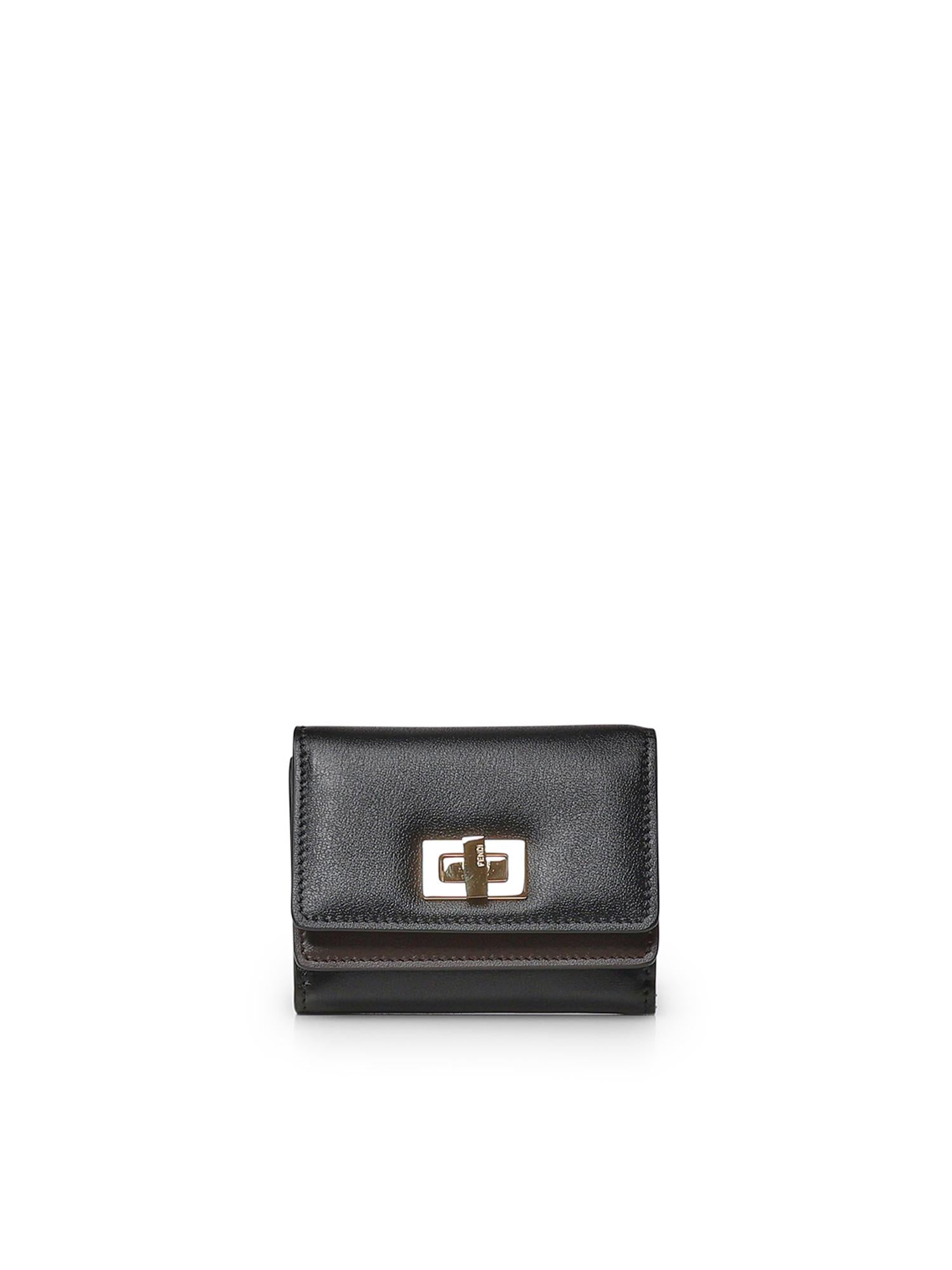 Portafoglio Small Trifold Fendi Way in pelle 8M0555 AWR7F1DDQ FENDI 