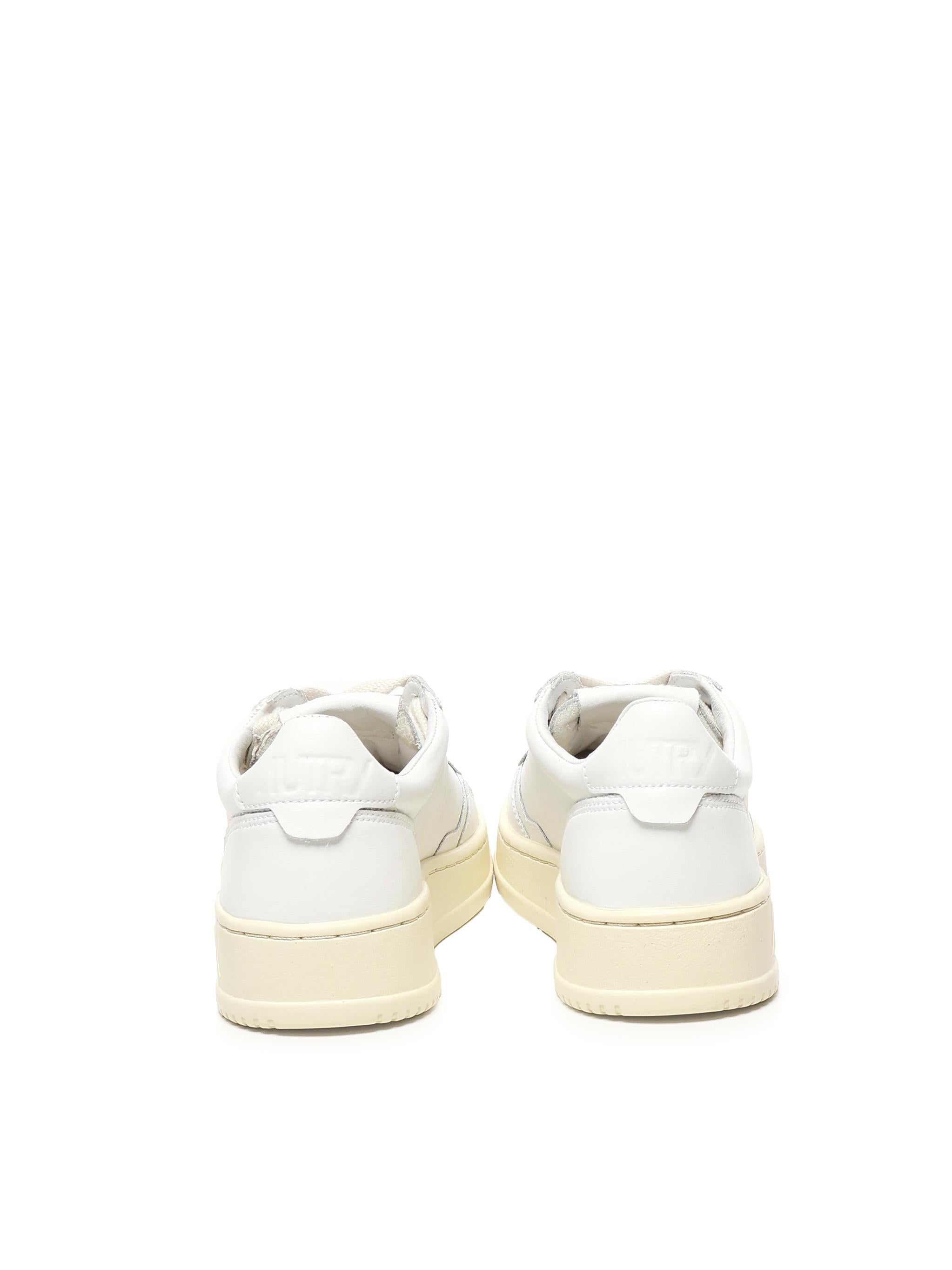 Sneakers low Medalist in pelle AULW LL15 AUTRY 