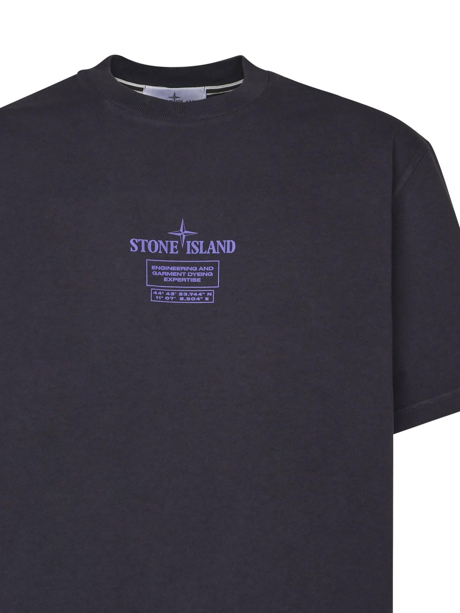 T-shirt con con stampa '02 Industrial Logos' K2S152100037 S0193V0026 STONE ISLAND 