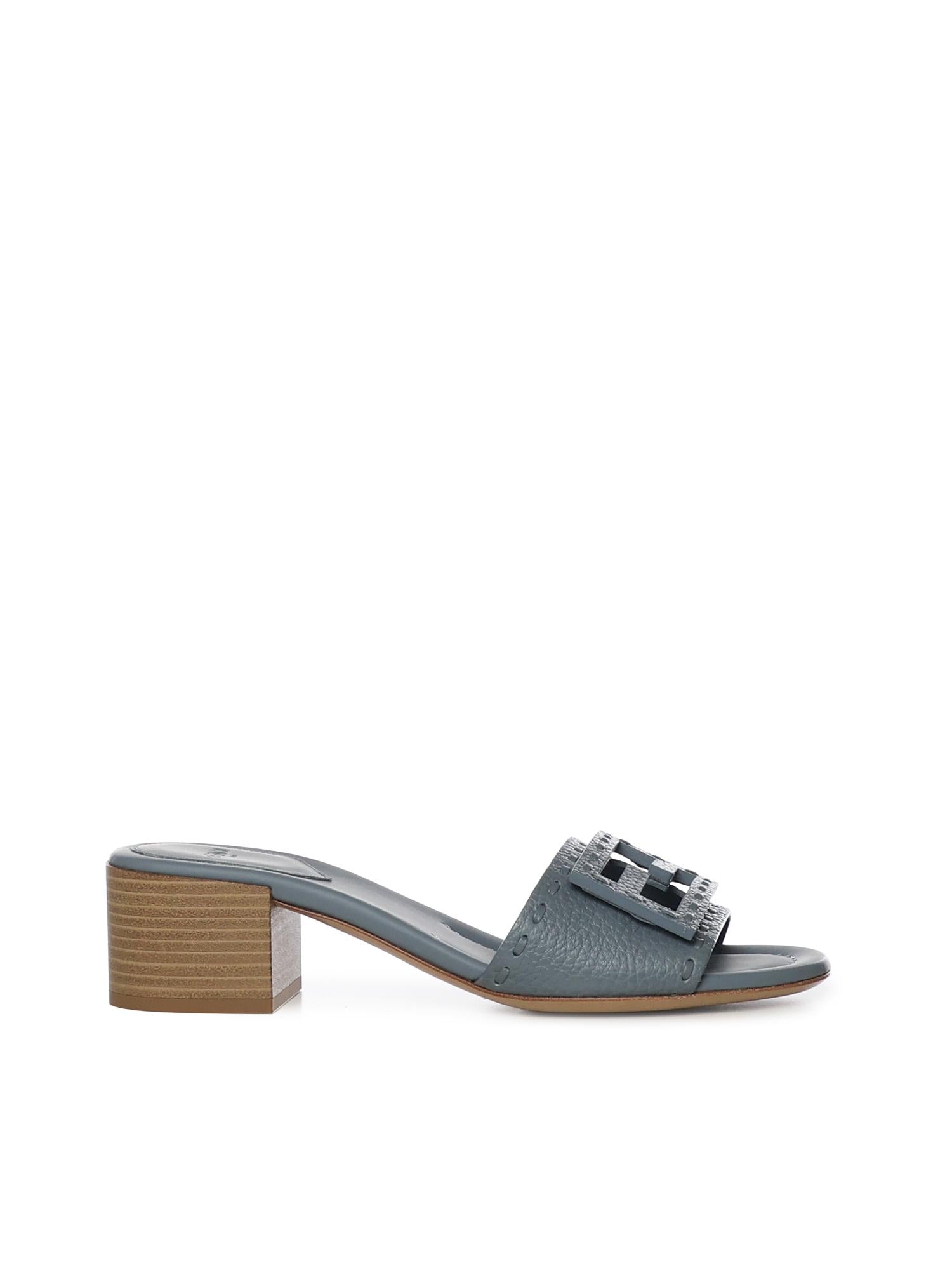 Slide Baguette in pelle 8R8862 AQY2F1TZB FENDI 