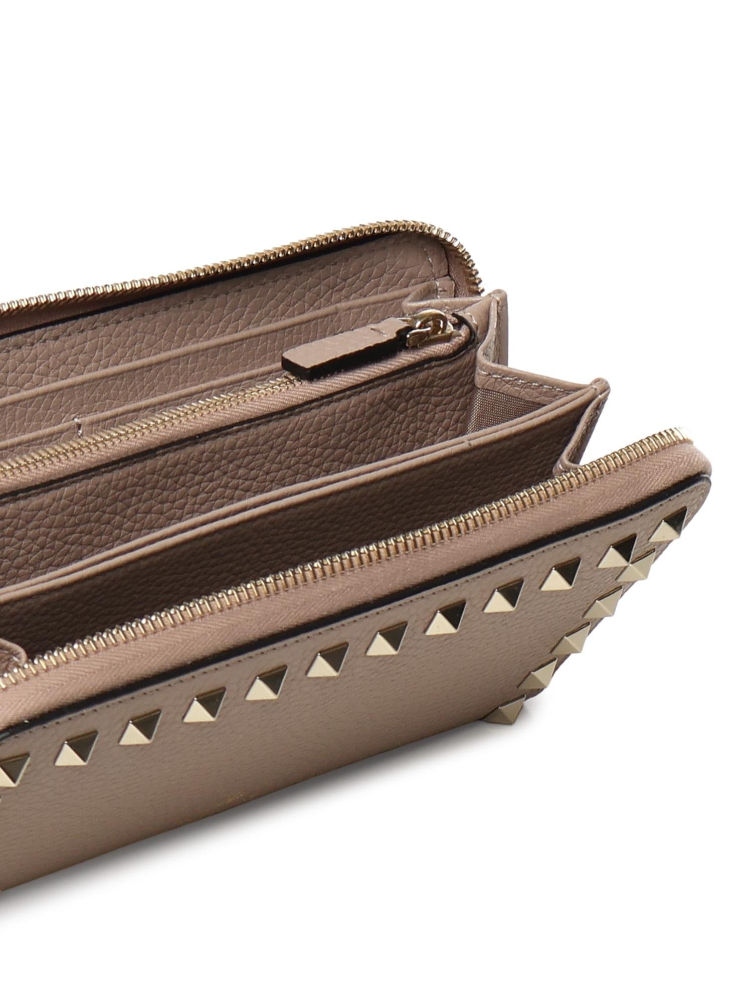Portafoglio con zip Rockstud 7W2P0645 VSHP45 VALENTINO GARAVANI 