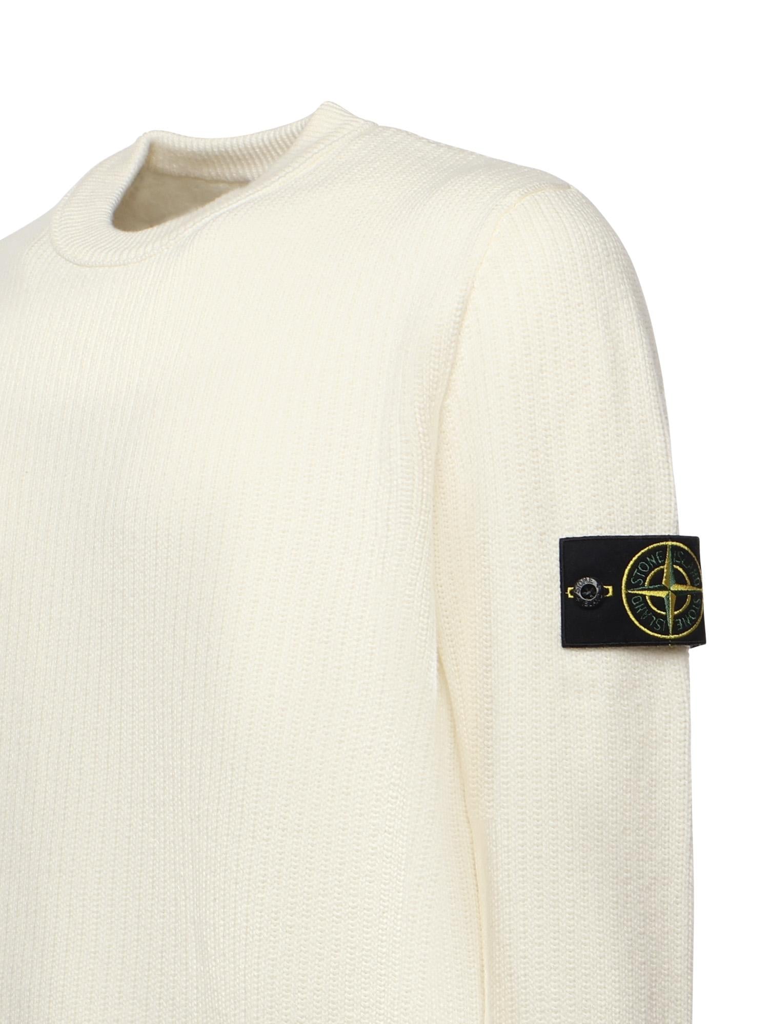 Maglione con bordi a costine K2S155100049 S00A2V0093 STONE ISLAND 