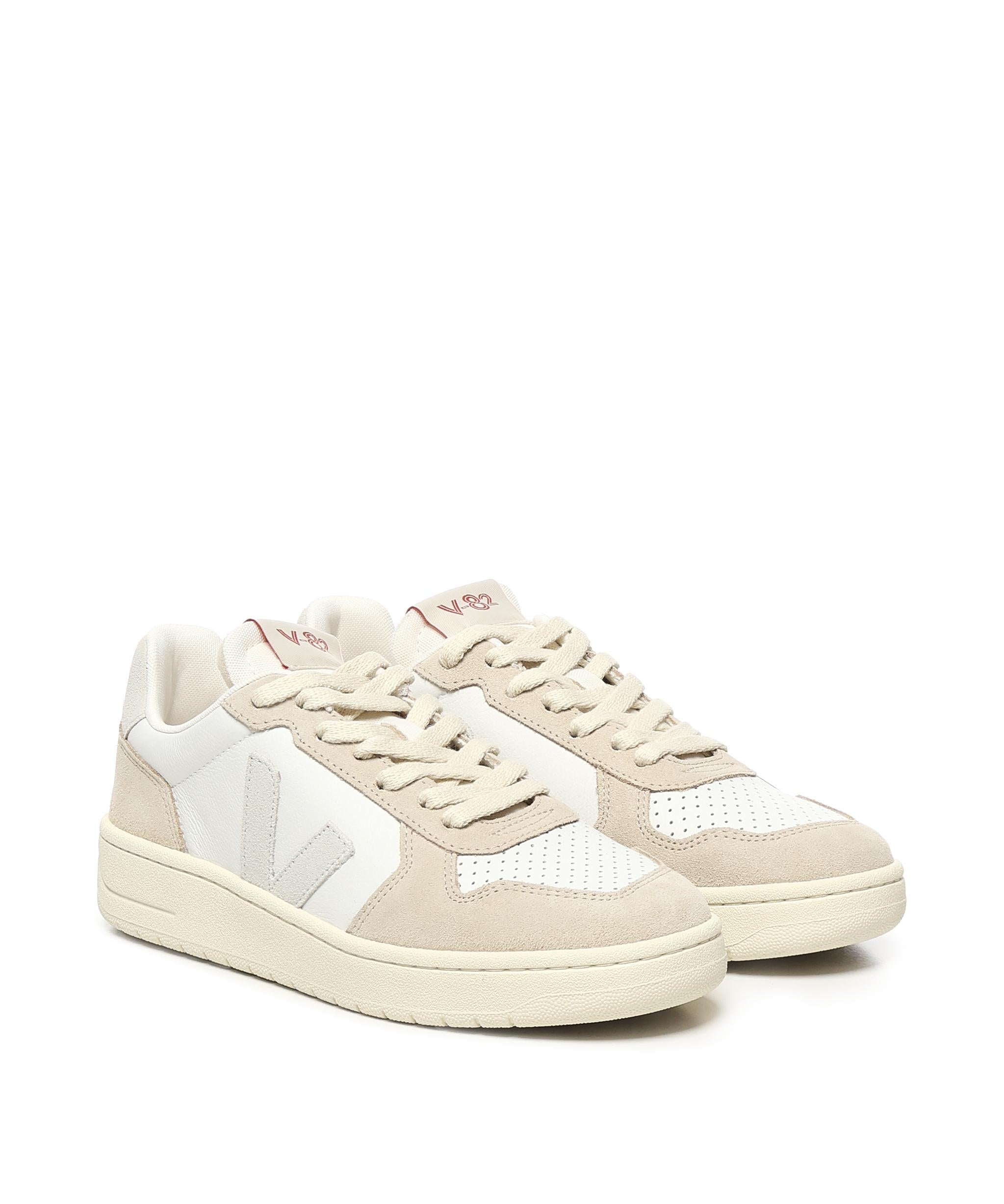 Sneakers V-82 VE3320756  VEJA 