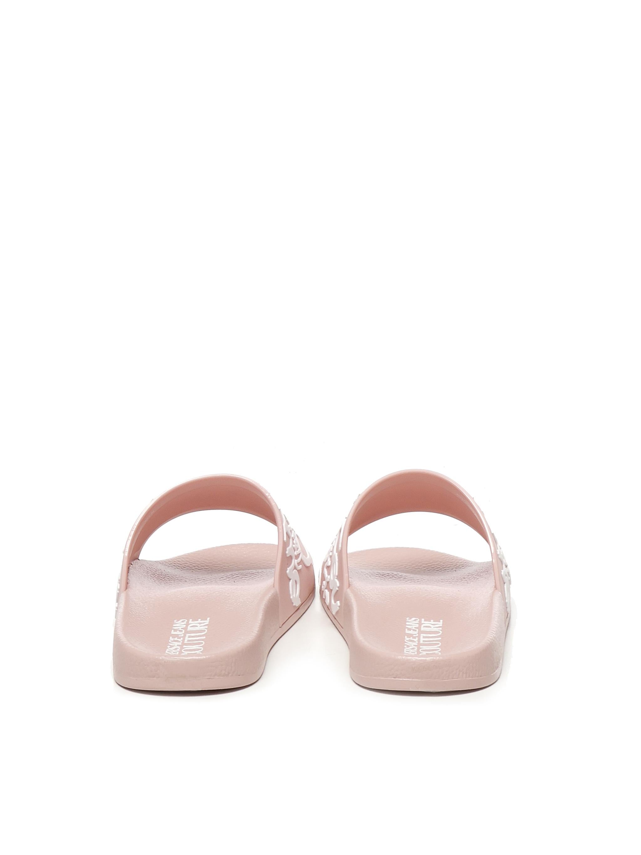 Slides Shelly con logo 78VA3SQ1 71352S13 VERSACE JEANS COUTURE 