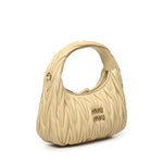 Borsa hobo Wander in nappa matelassé 5BC125 AN88F0K57 MIU MIU 